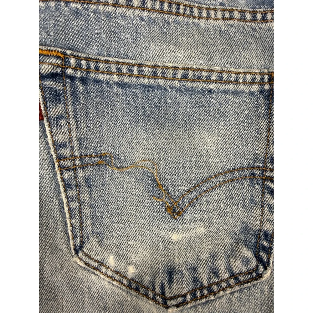 Levi's 550 Relaxed Fit Jeans Mens 33x32 Light Wash Good Vintage Made in USA 90s